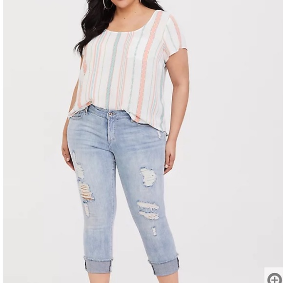 ✨torrid stripe georgette button-back blouse✨ - Picture 2 of 9